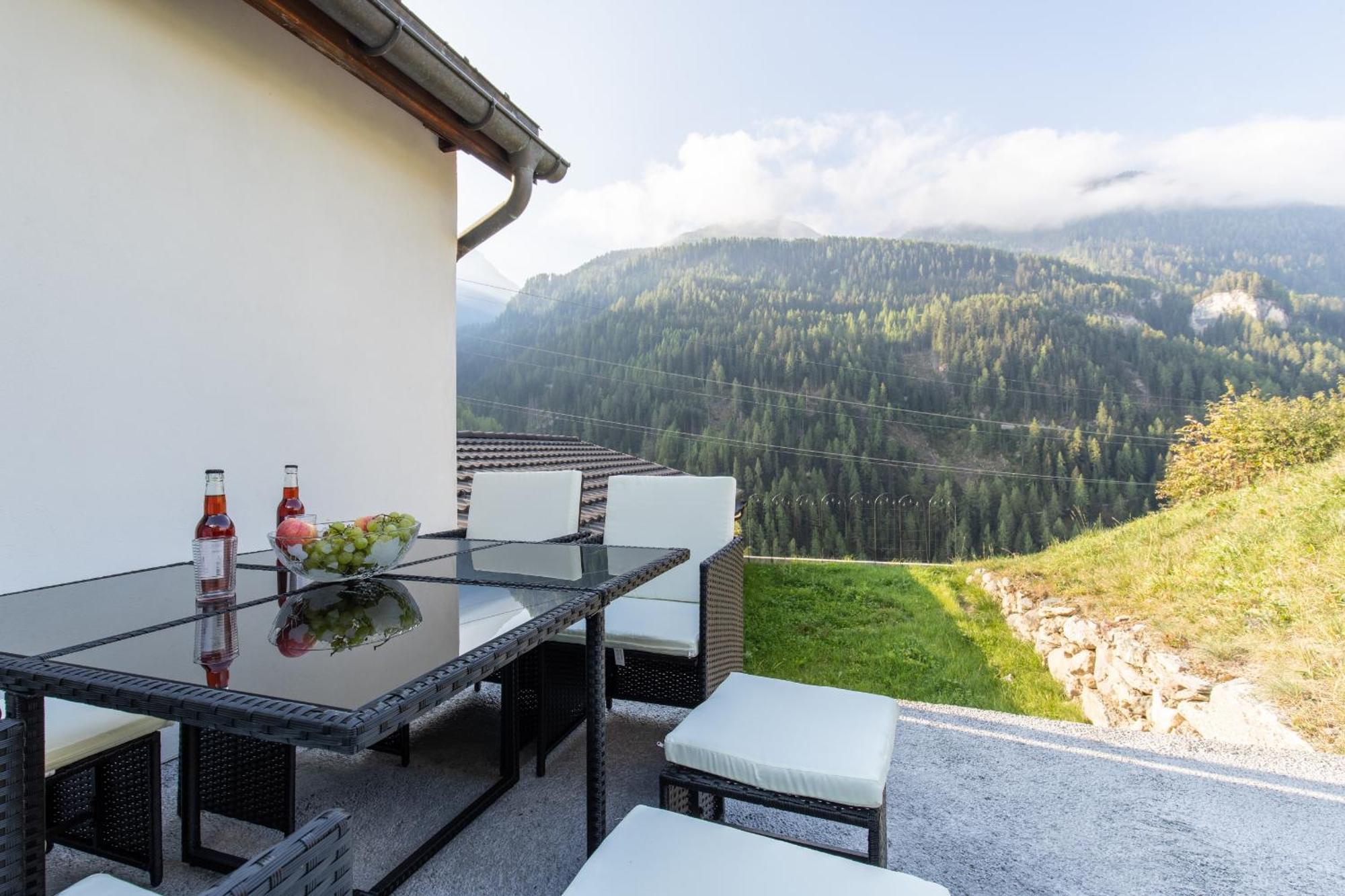 Chasa Muglin Ardez Apartamento Exterior foto