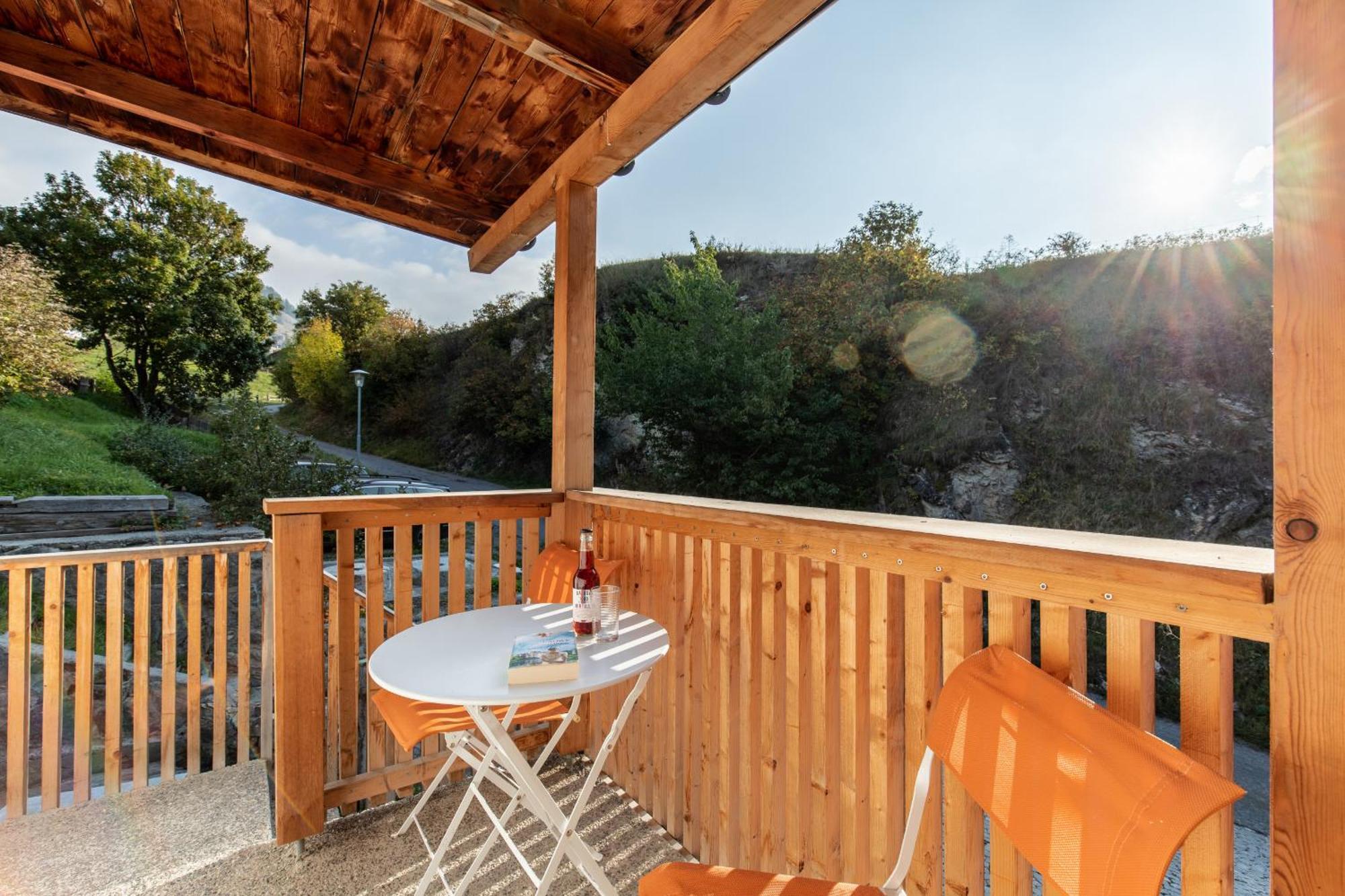 Chasa Muglin Ardez Apartamento Exterior foto